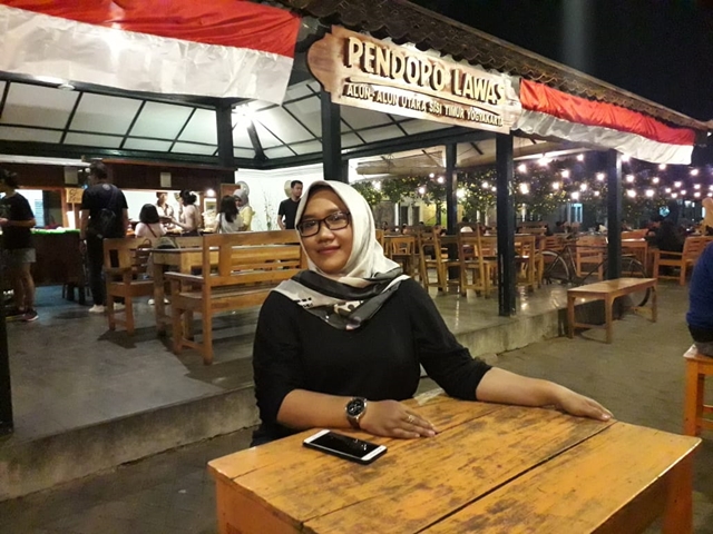 Wisata Kuliner di Yogya? Ya, ke Pendopo Lawas di Alun-alun Utara, Keraton Kasultanan Yogyakarta 